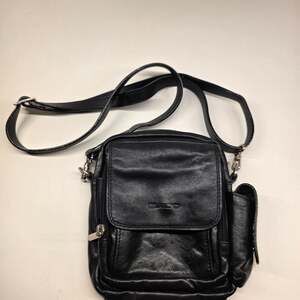 Rialto Black Leather Adjustable Crossbody Shoulder Bag Organizer Purse 7x7